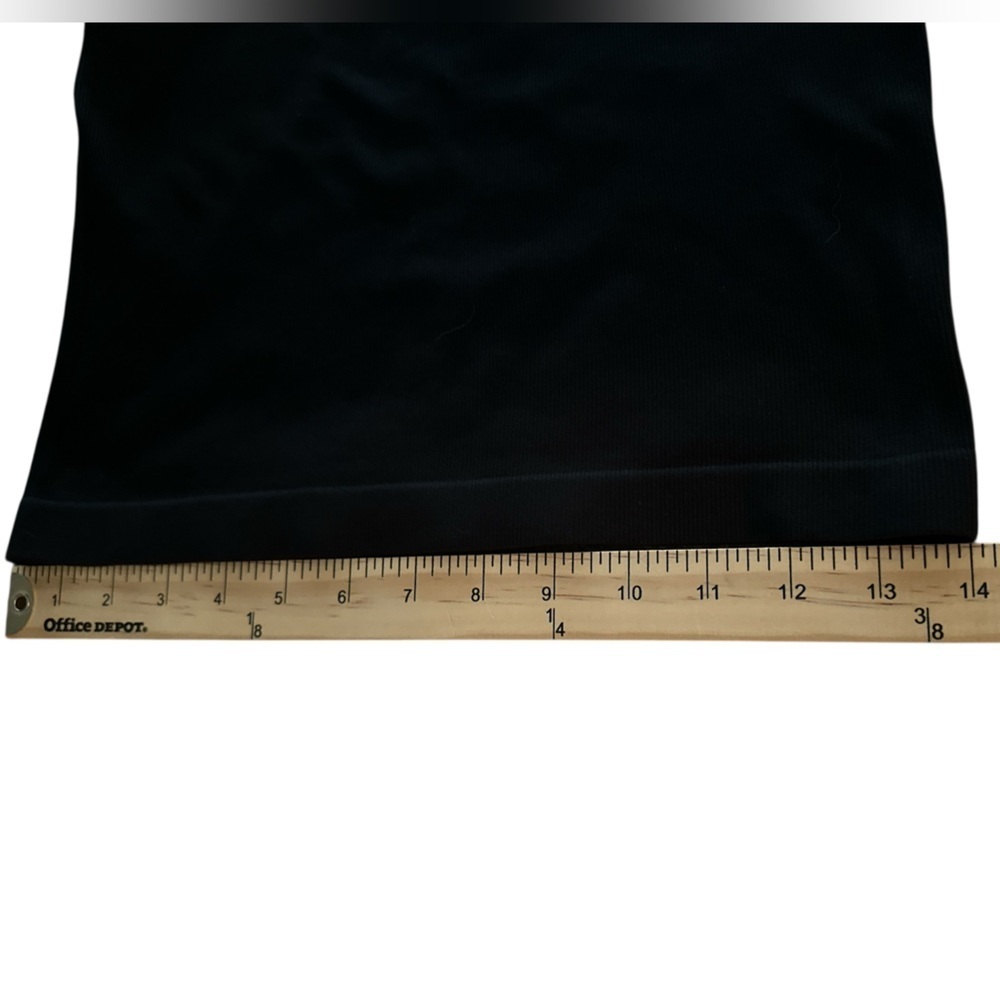 Chelsea DeBoer By Lily & Lottie Tank XL/2XL Black Racerback - Picture 6 of 6